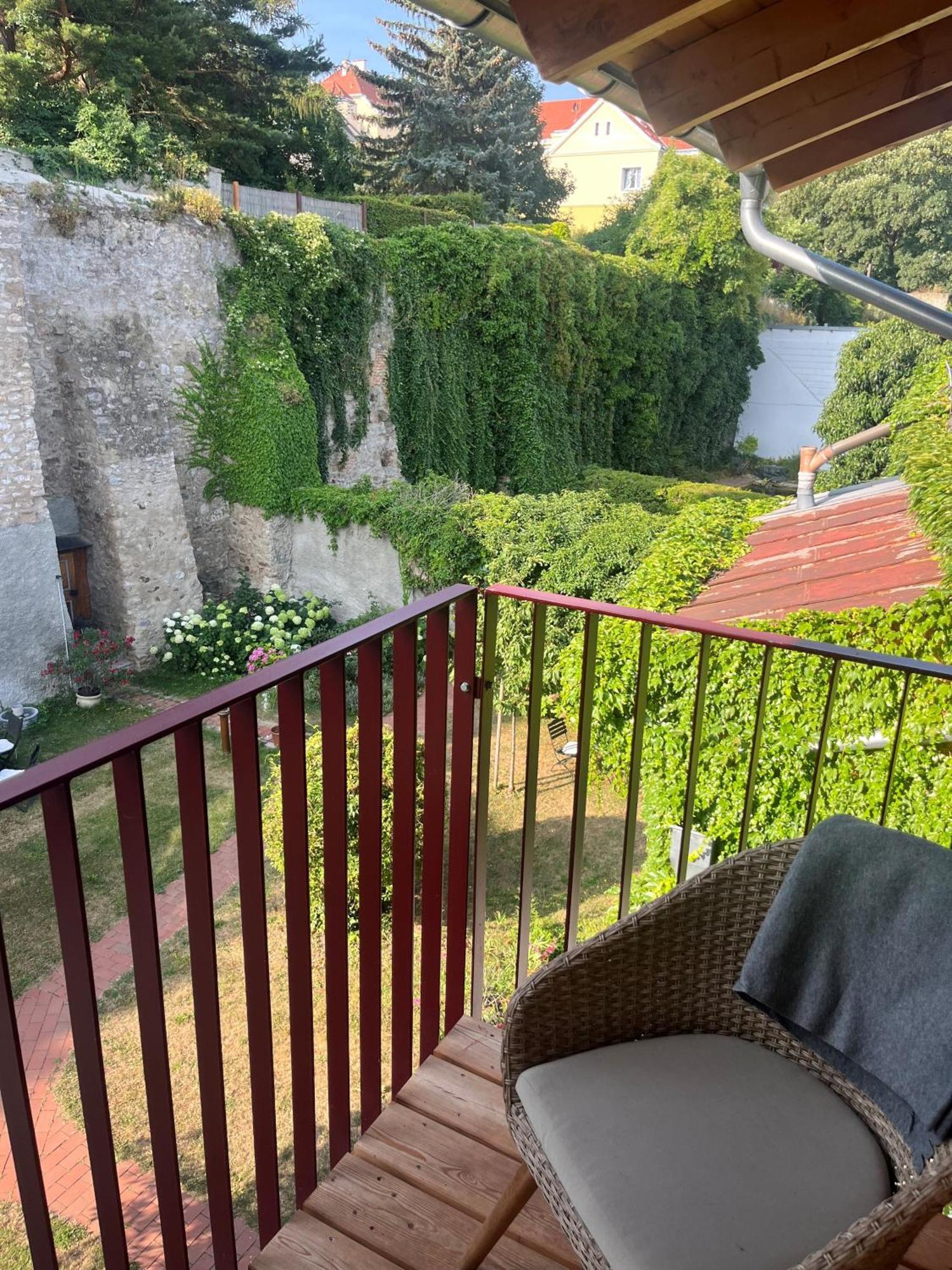 Gasthof Zum Goldenen Anker Hainburg an der Donau Exterior photo